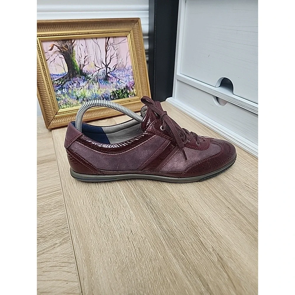 Ecco Women Suede Patent Leather Lace Up Sneakers Sz 41 US 10.5 Burgundy Comfort‎